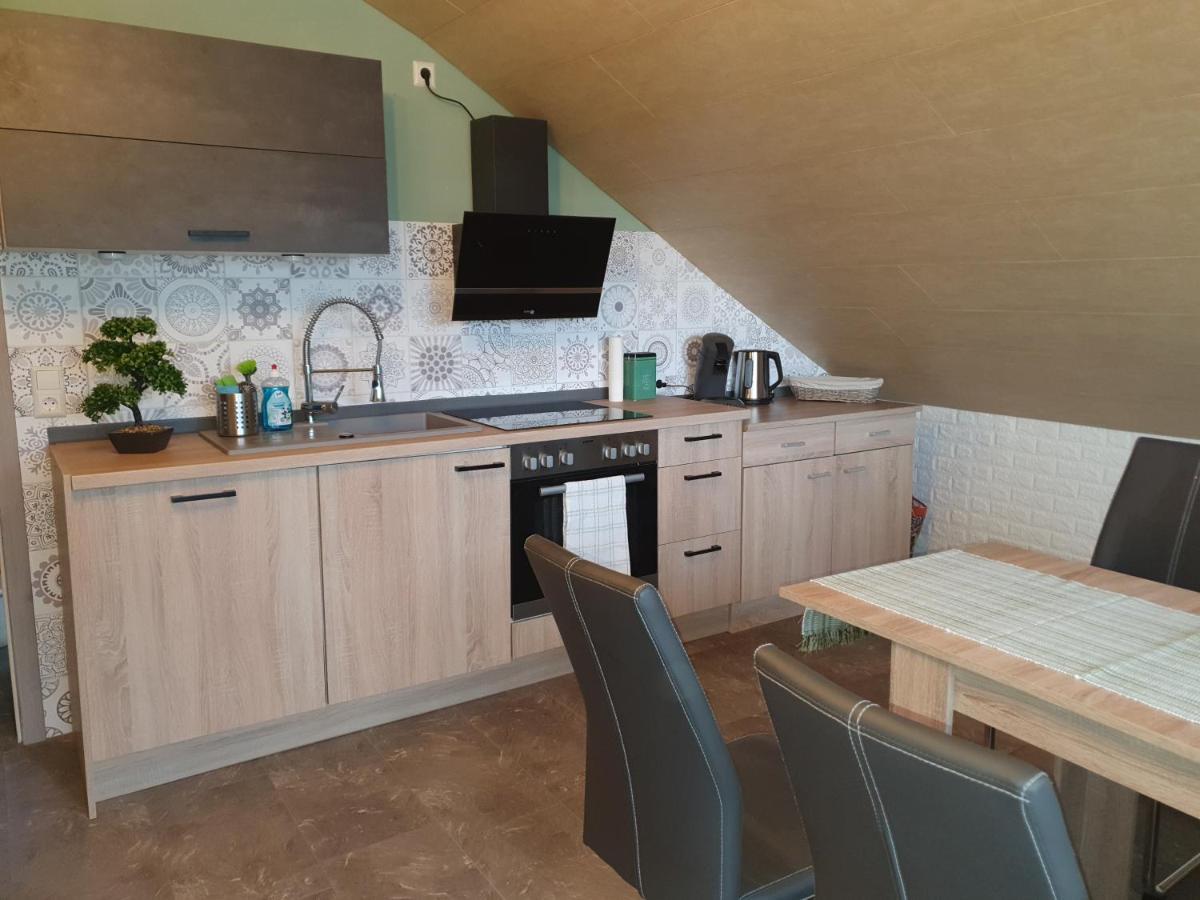 Ferienwohnung Zum Schlossblick Naehe Europa Park Mahlberg Bagian luar foto