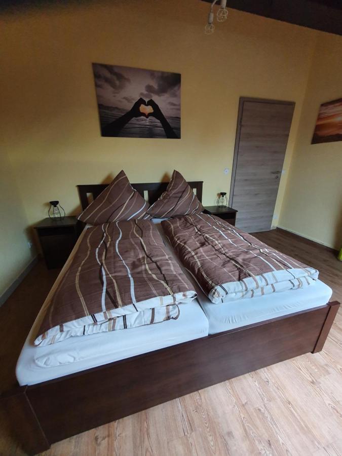 Ferienwohnung Zum Schlossblick Naehe Europa Park Mahlberg Bagian luar foto